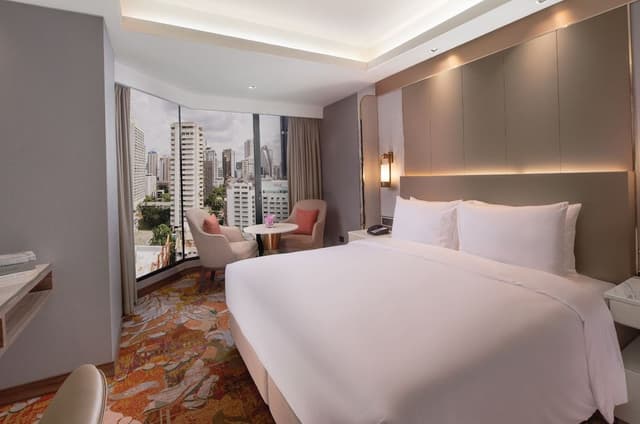 Premier King Room
