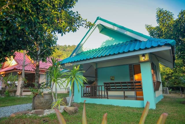 1 Bedroom Bungalow