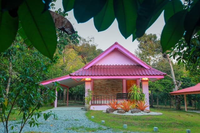 1 Bedroom Bungalow
