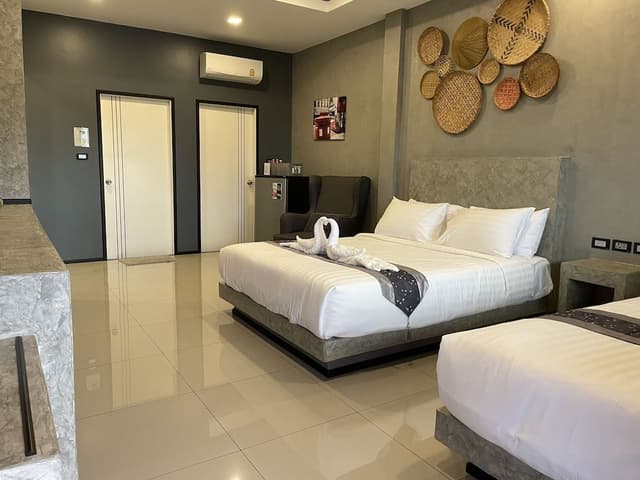 Deluxe Triple Room