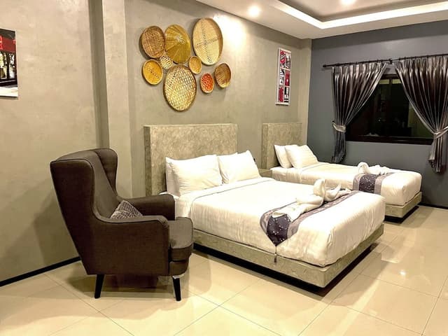 Deluxe Triple Room