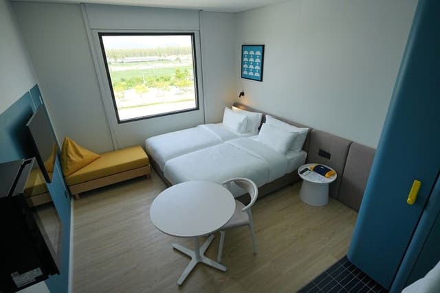 Business Twin Room