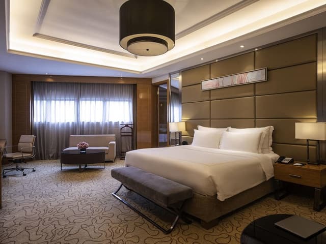 Junior Suite, 1 King Bed