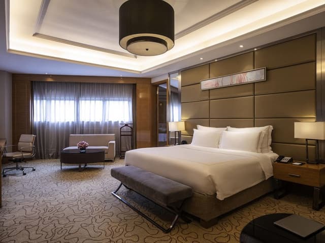 Junior Suite, 1 King Bed