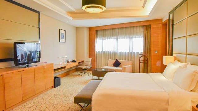 Junior Suite, 1 King Bed