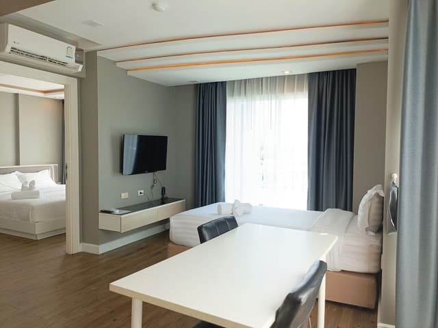 Triple Room