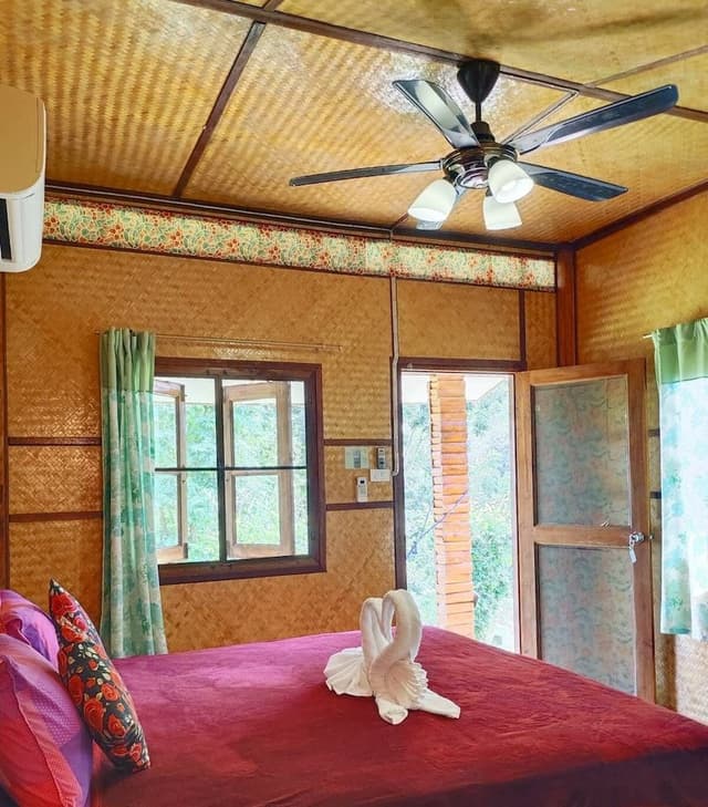 Deluxe Double Room (Air Condition)