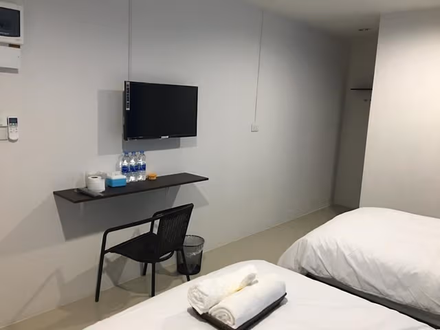 Deluxe Twin Room