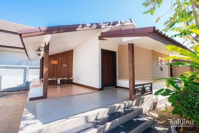 Balcony House