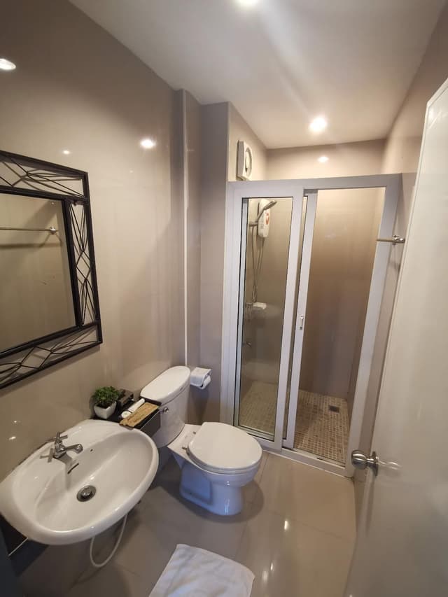 Twin Bedroom