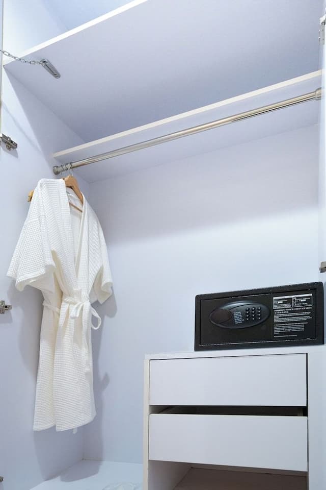 Basic Twin Room
