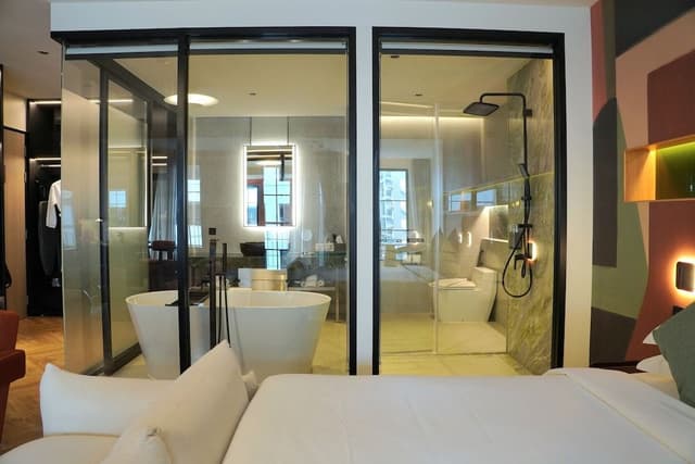 Deluxe Premier