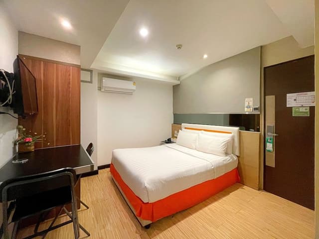 Deluxe Room, 1 Queen Bed