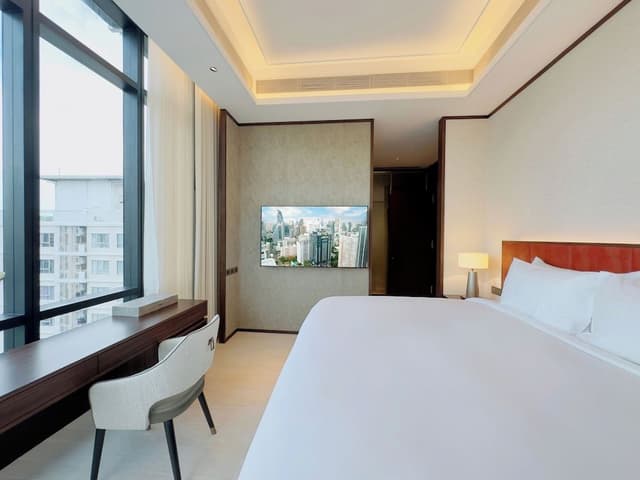 SILQ Penthouse (With Plunge Pool)