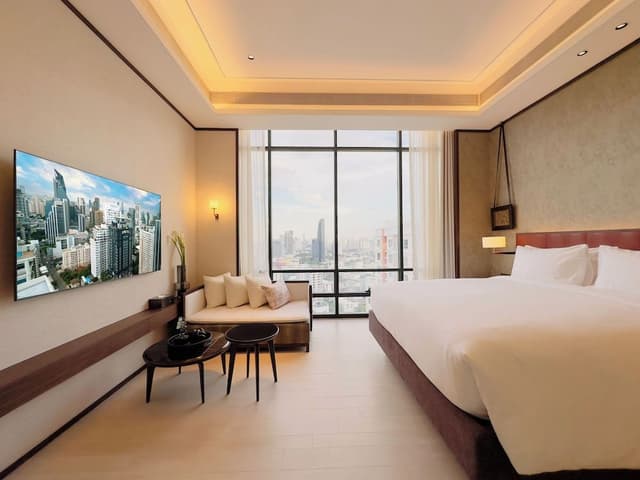 SILQ Penthouse (With Plunge Pool)