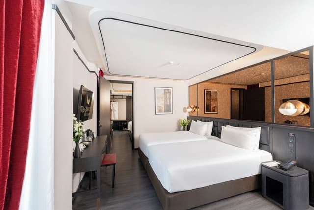 Premier Room