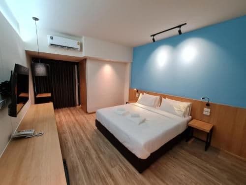 Standard Double Bed