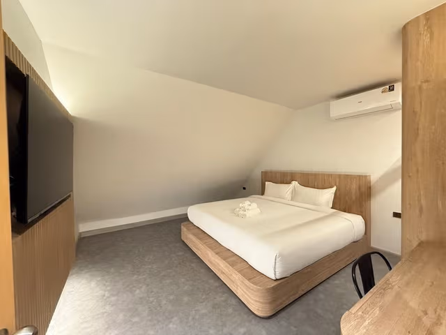 Deluxe Duplex