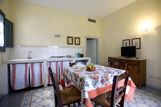 2 Bedroom House - Dependance