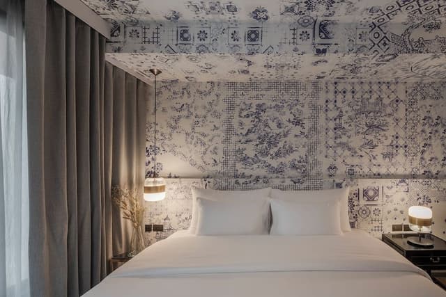 Superior King Room