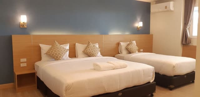 Triple Room