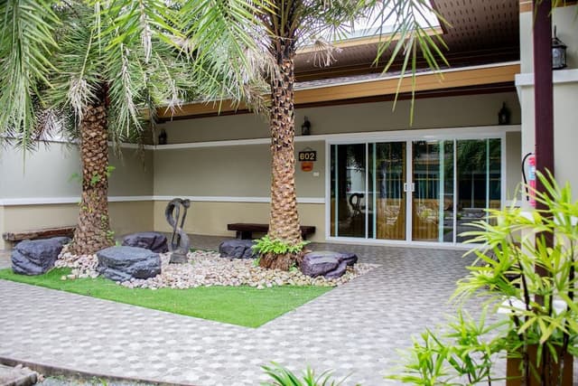 Standard Triple Room