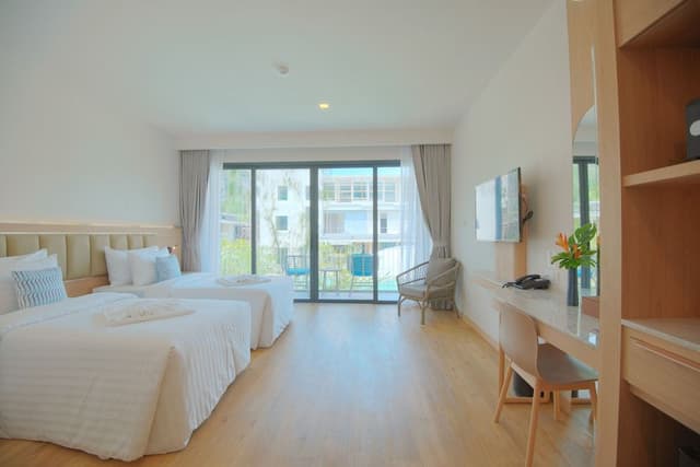 Premier Double or Twin Room, Pool View