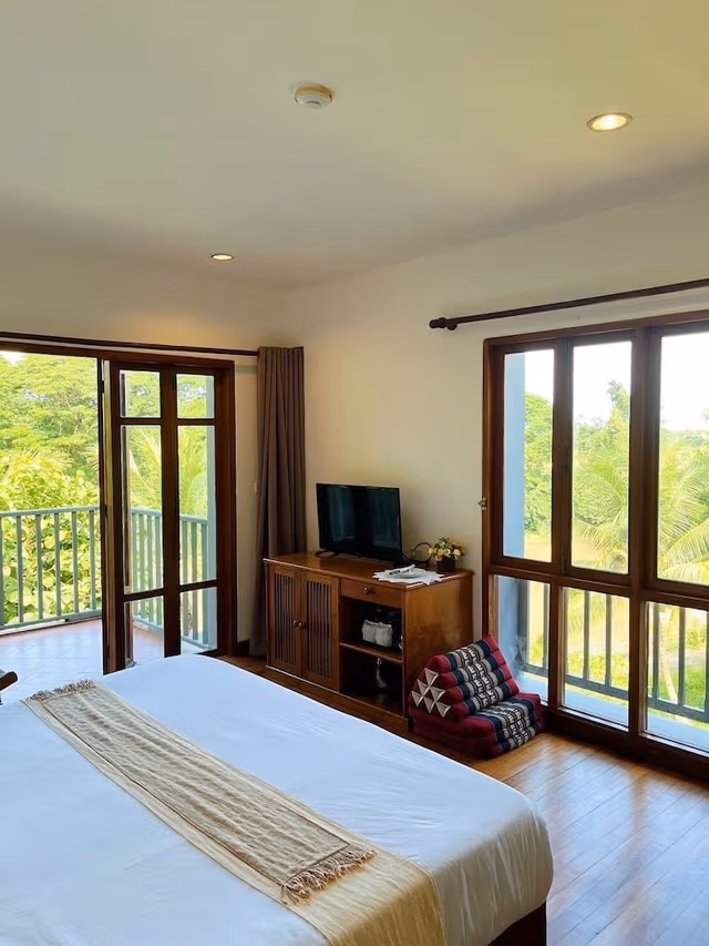 Deluxe Double Room, 1 Queen Bed, River View