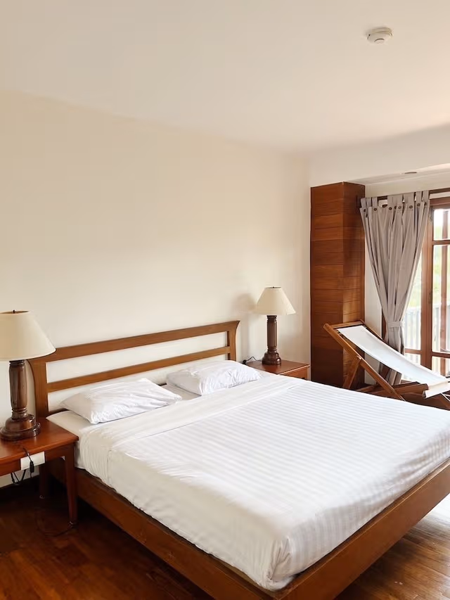 Standard Double Room, 1 Queen Bed, River View