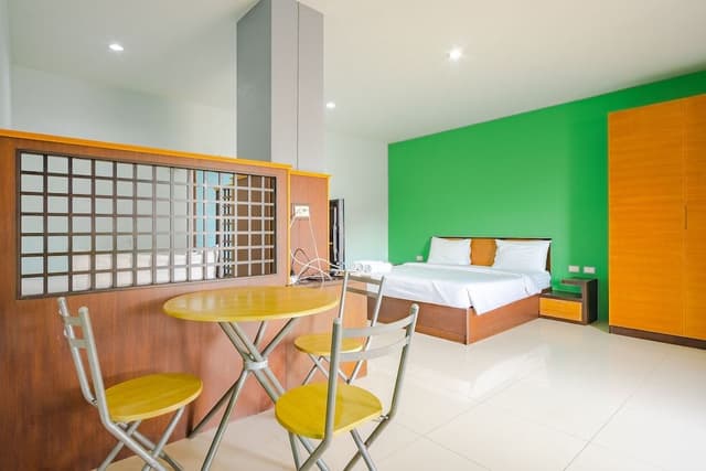 Triple Room