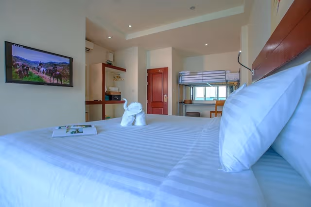 Family Room with Sea View