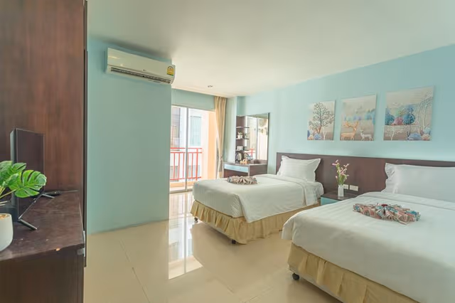 Deluxe Twin Room