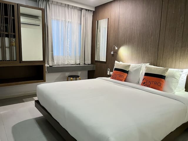 Standard Double Room, No Windows