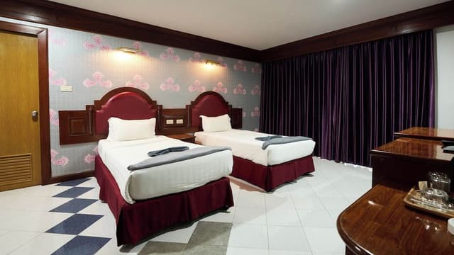 Superior Twin Room
