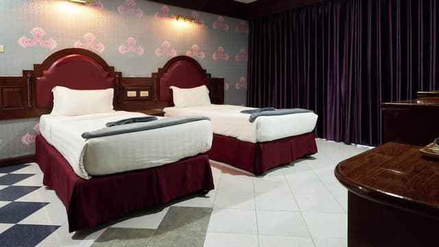 Superior Twin Room