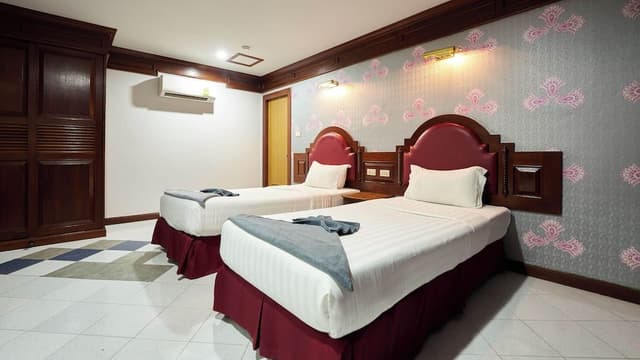 Superior Twin Room