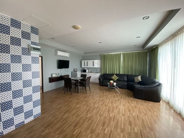 Junior Suite, 1 Bedroom, Non Smoking, Pool Access