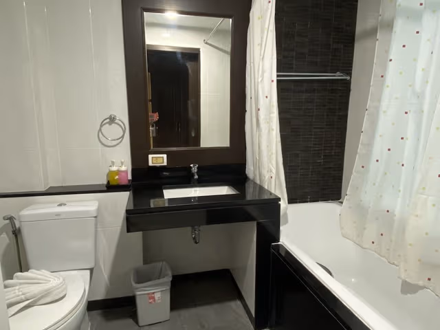Deluxe Twin Room, 2 Twin Beds, Non Smoking, City View