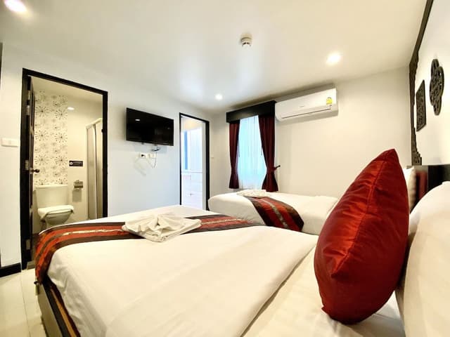 Superior Twin Room