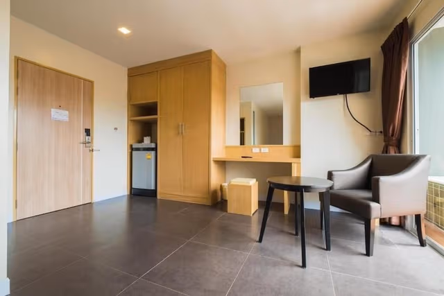 Twin Room