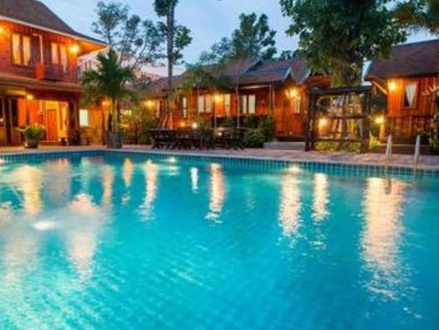 แอท โฮม รีสอร์ท พัทยา แอท โฮม รีสอร์ท พัทยา