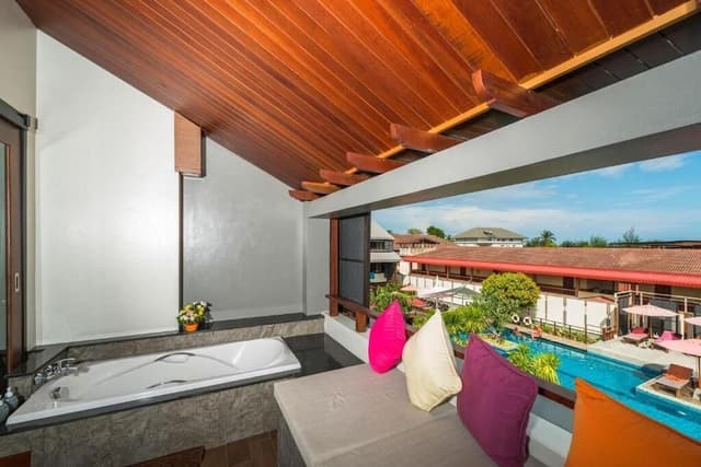 Deluxe Balcony Double or Twin
