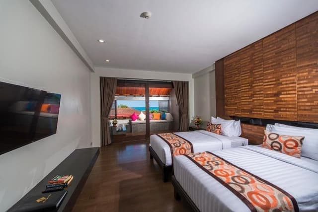 Deluxe Balcony Double or Twin