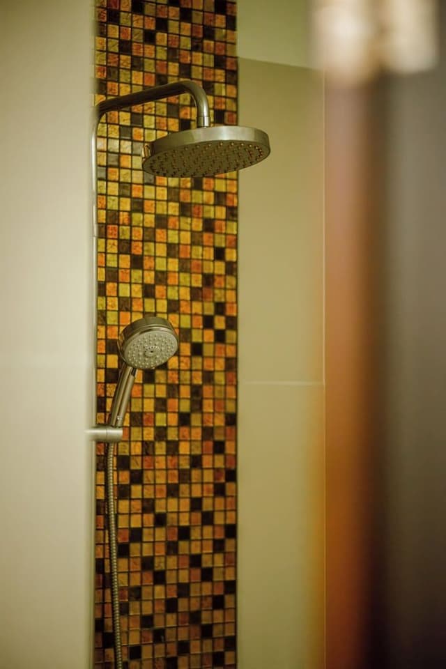 Honeymoon Suite