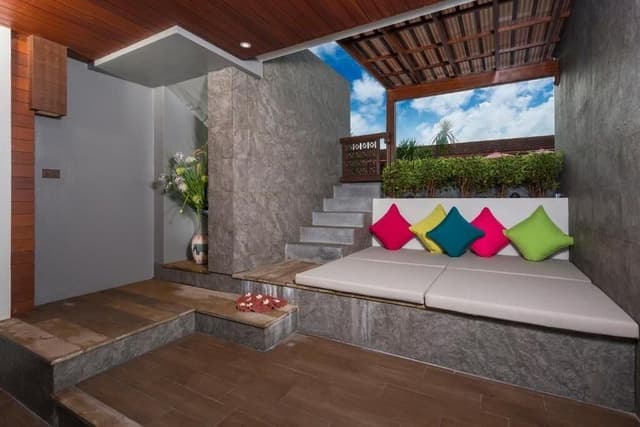 Deluxe Pool Access Double or Twin