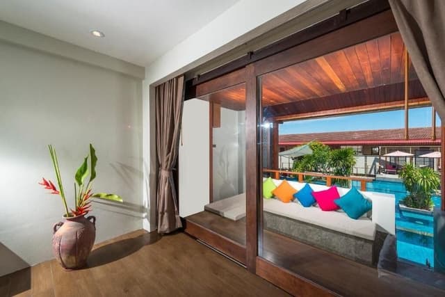 Deluxe Pool Access Double or Twin