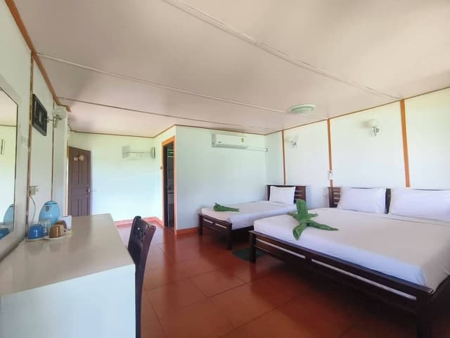 Hillside Bungalow, Sea View