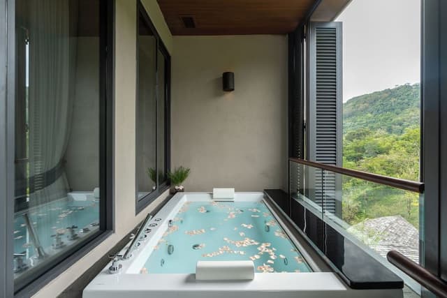 Premium Loft with Whirlpool