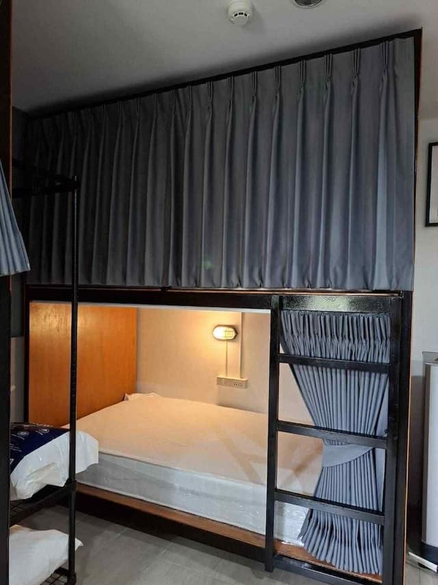 6 Bed Mixed Dorm Room Ensuite (Room #3)