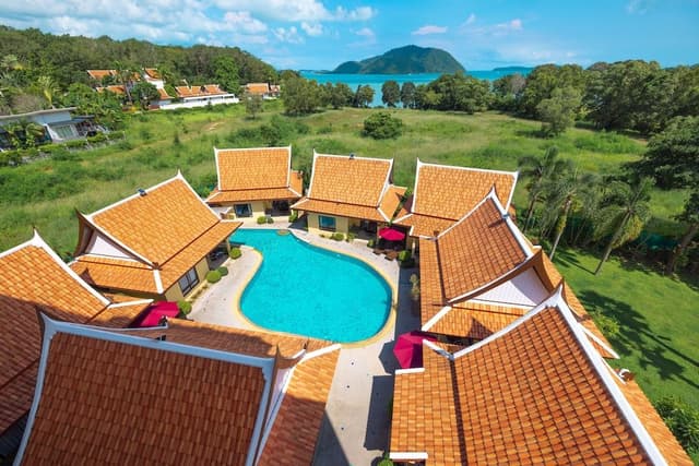 Family Villa, Pool View